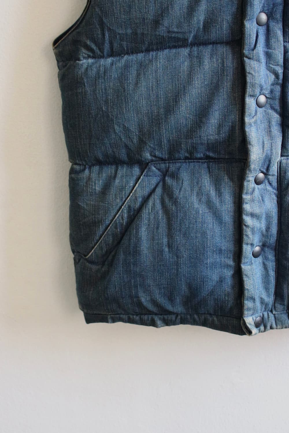 블루블루 x 크레센트 다운 웍스 다운 베스트 상품이미지7