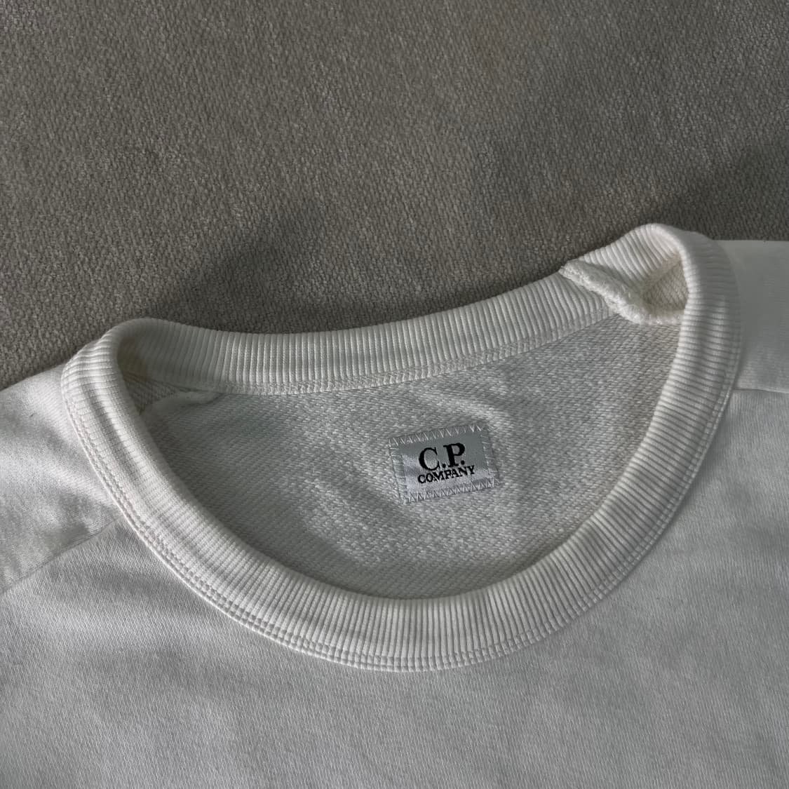 105 cp컴퍼니 고글와펜 지퍼 맨투맨 상품이미지2