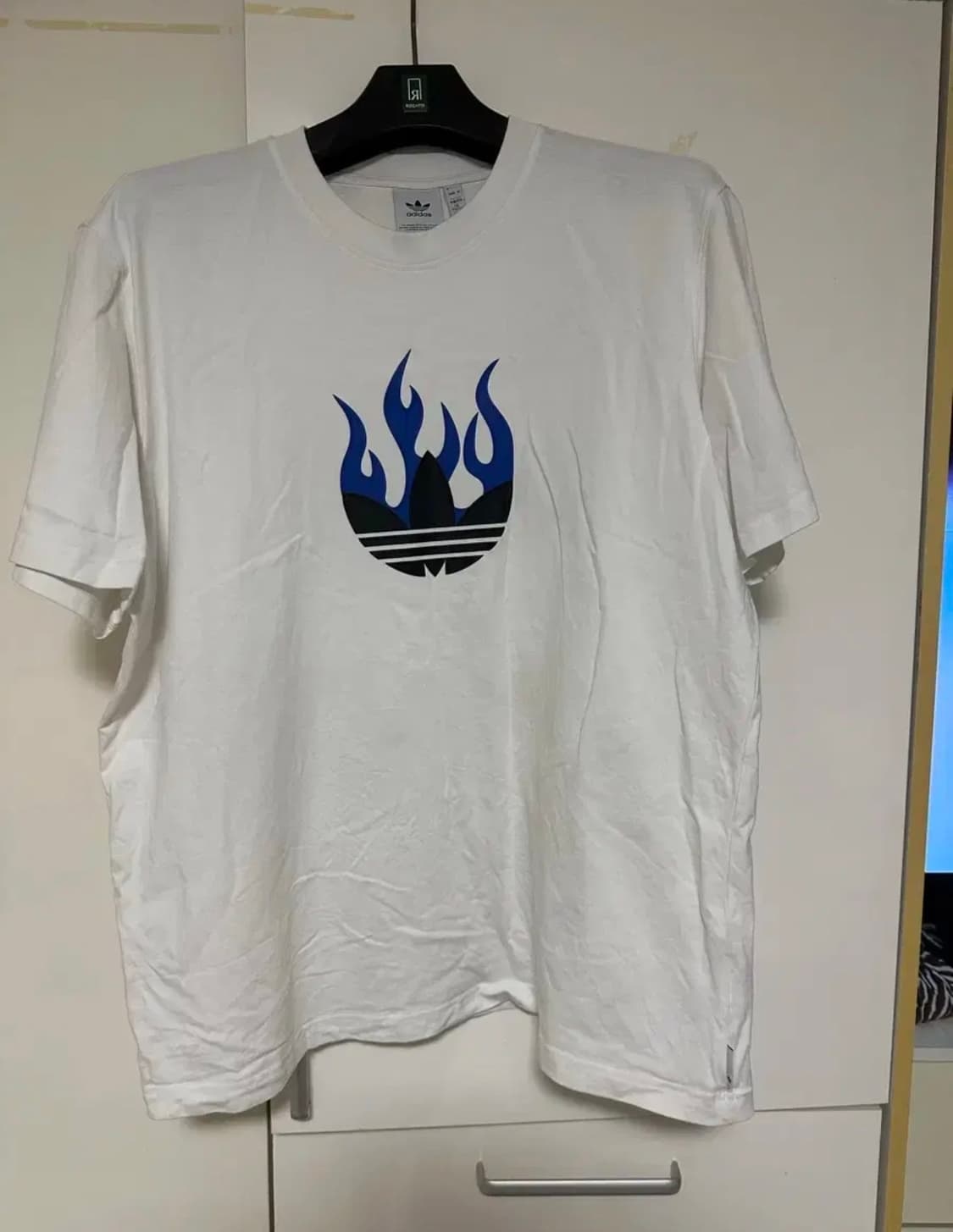 아디다스 불꽃 티셔츠 상품이미지1