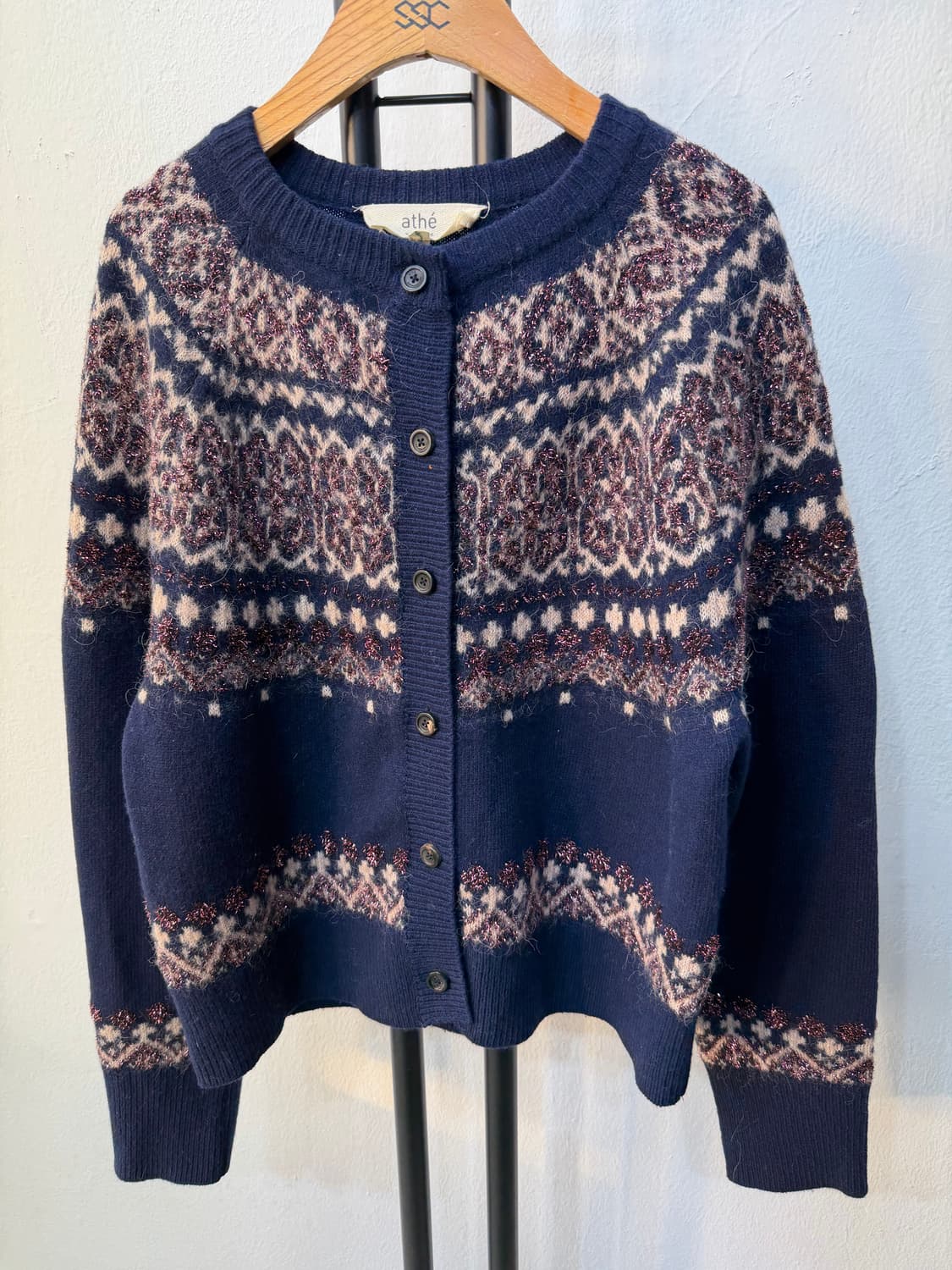 정품) 아떼 바네사브루노 21ss 노르딕 패턴 네이비 가디건 S 상품이미지3