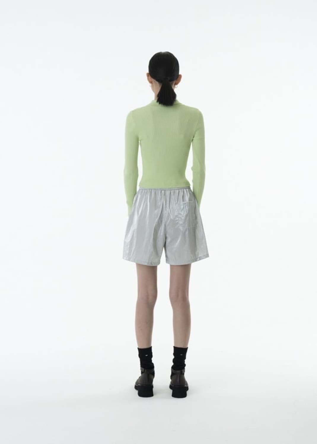 아모멘토 silver foil pants 상품이미지4