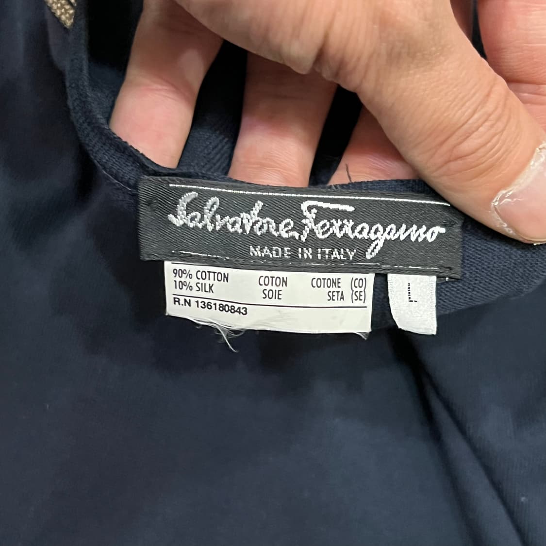  살바토레 페레가모 배색 가디건 y16336 상품이미지7