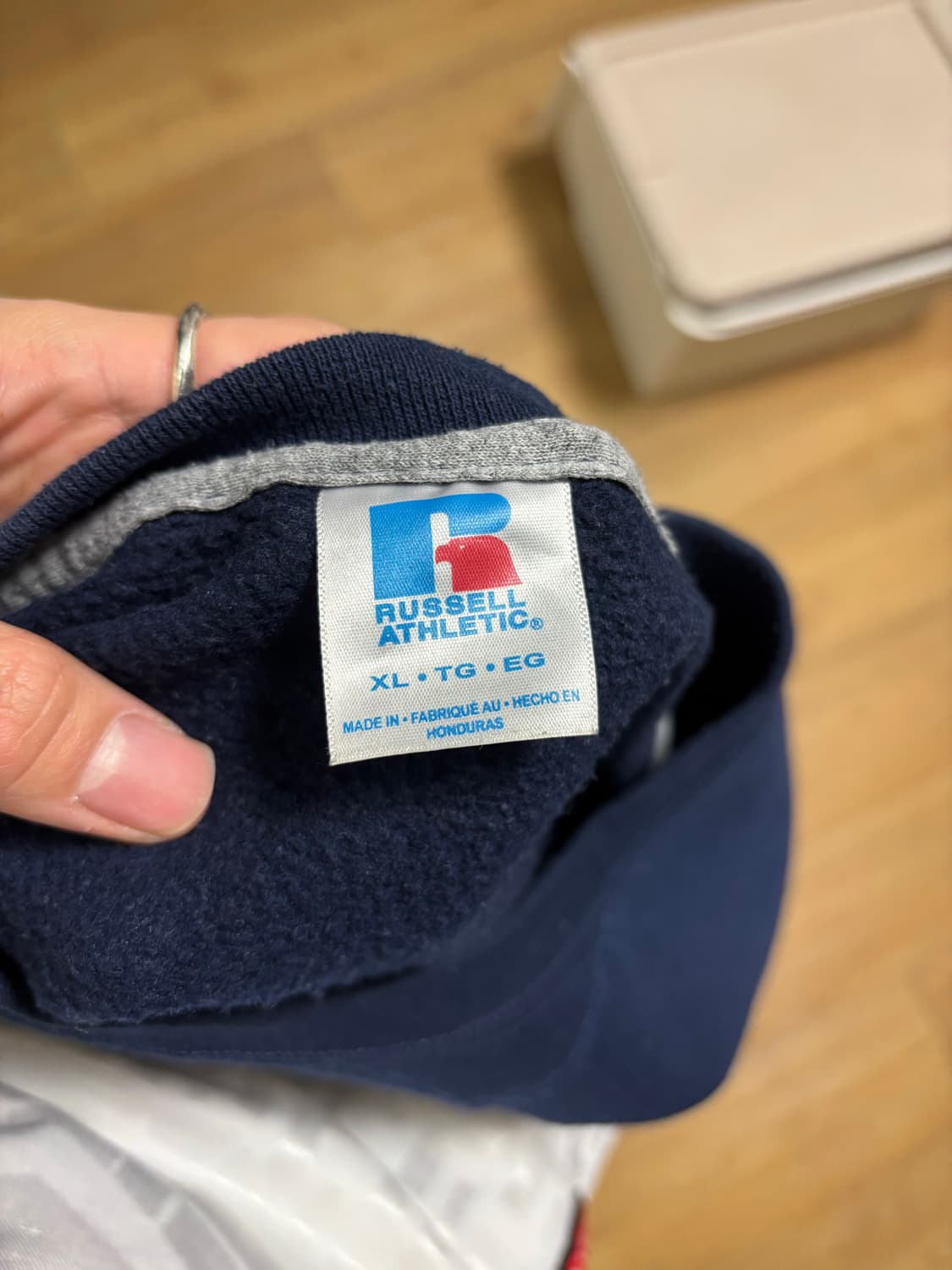 러셀 맨투맨 상품이미지3