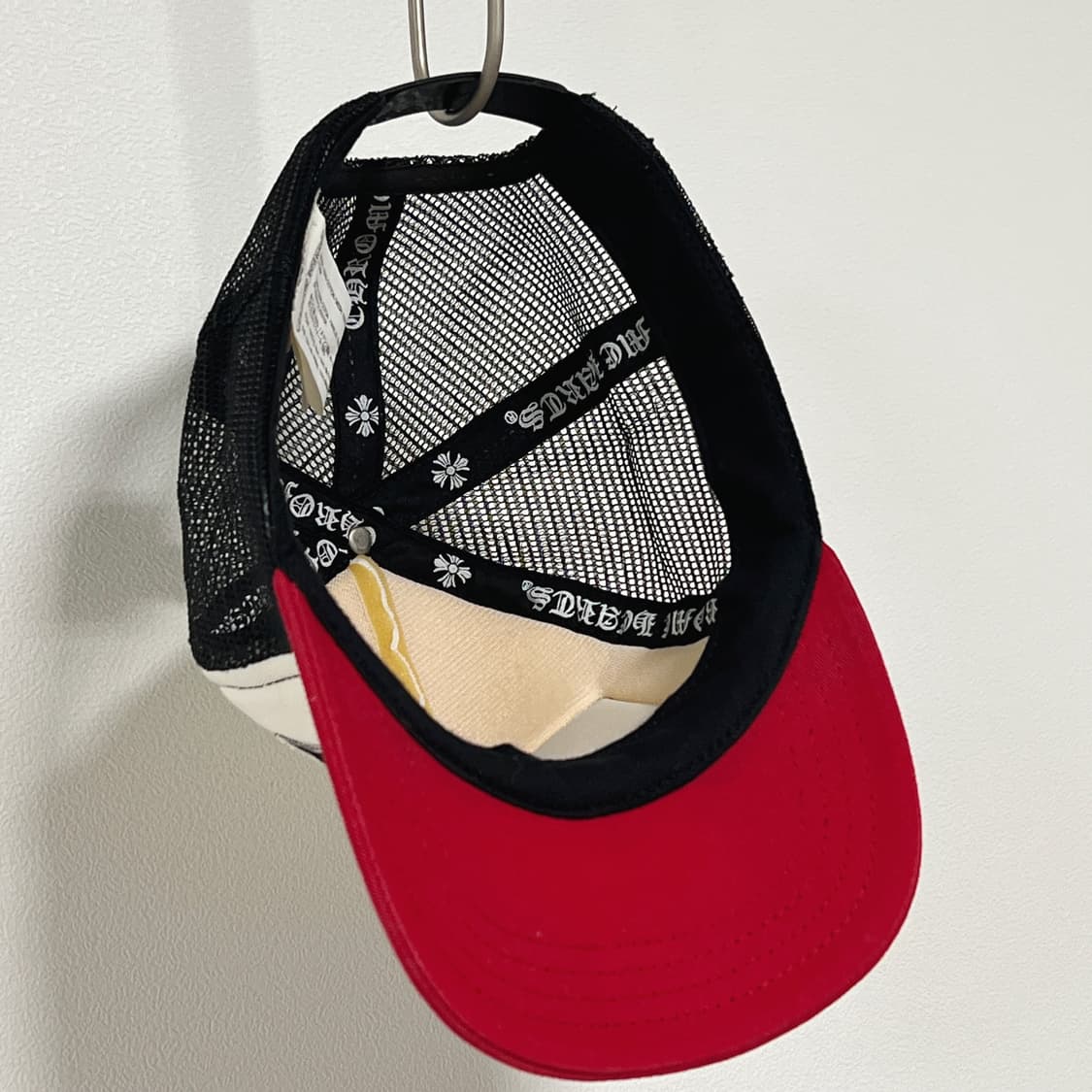 크롬하츠 CH 할리우드 메쉬 트러커캡 레드 블랙 상품이미지4