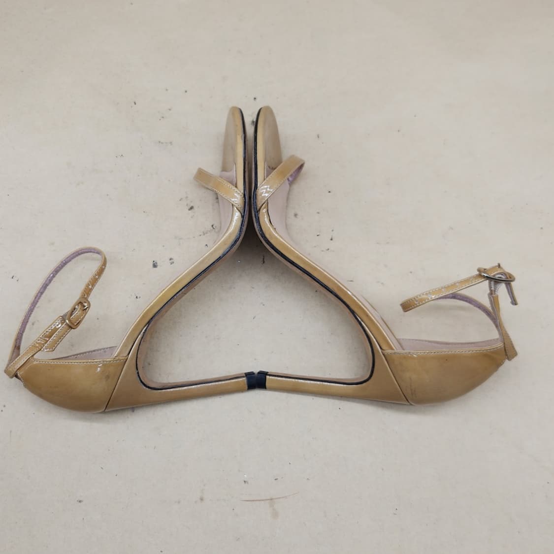 스튜어트 와이츠먼 여성 힐 샌들225 굽10 상품이미지4