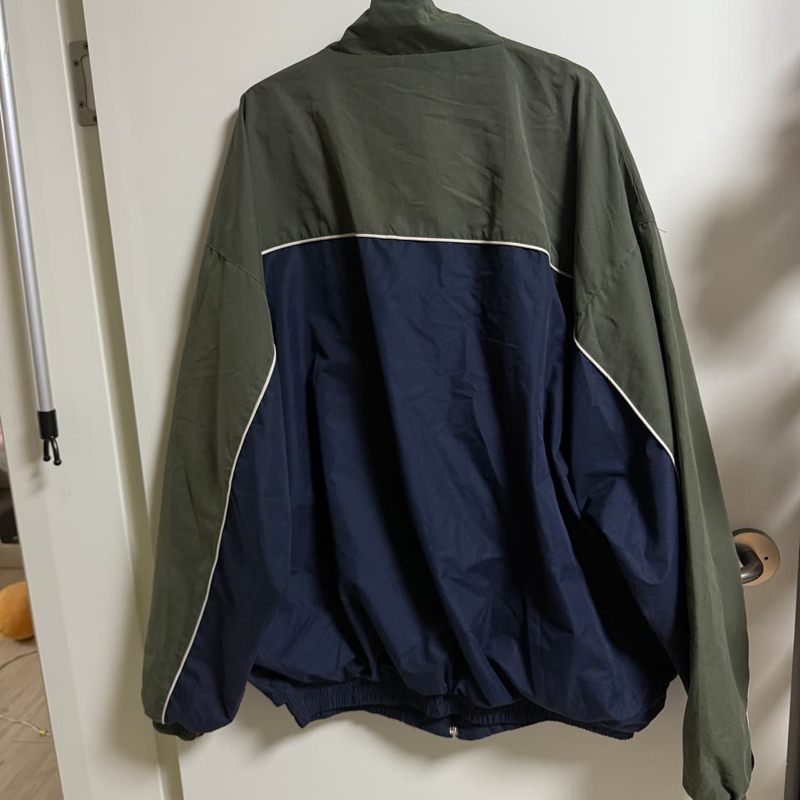 나이키 배색 바람막이 (황금사이즈+상태굿) 💙💚 상품이미지3