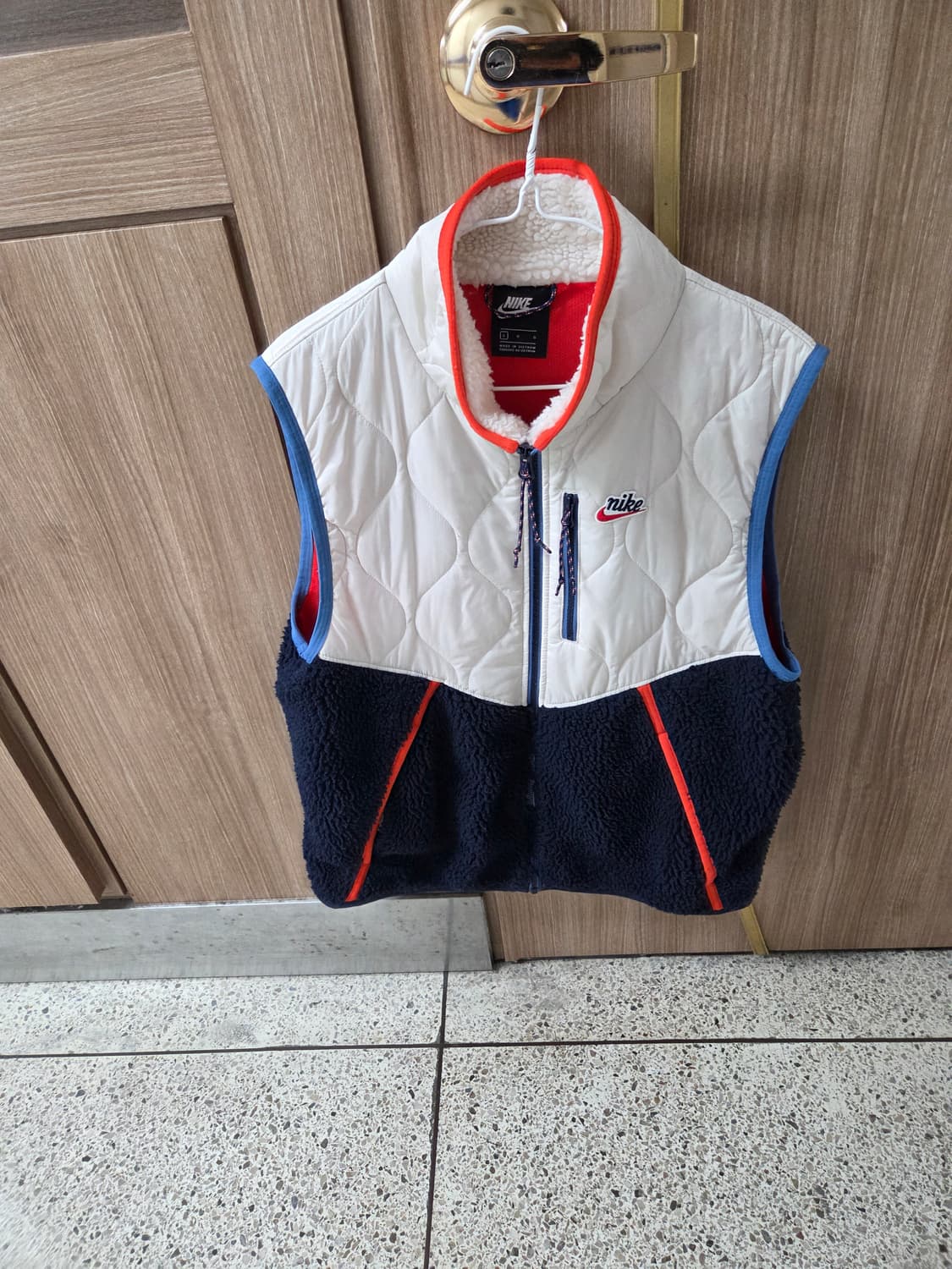 나이키 헤리티지 조끼 L 상품이미지1