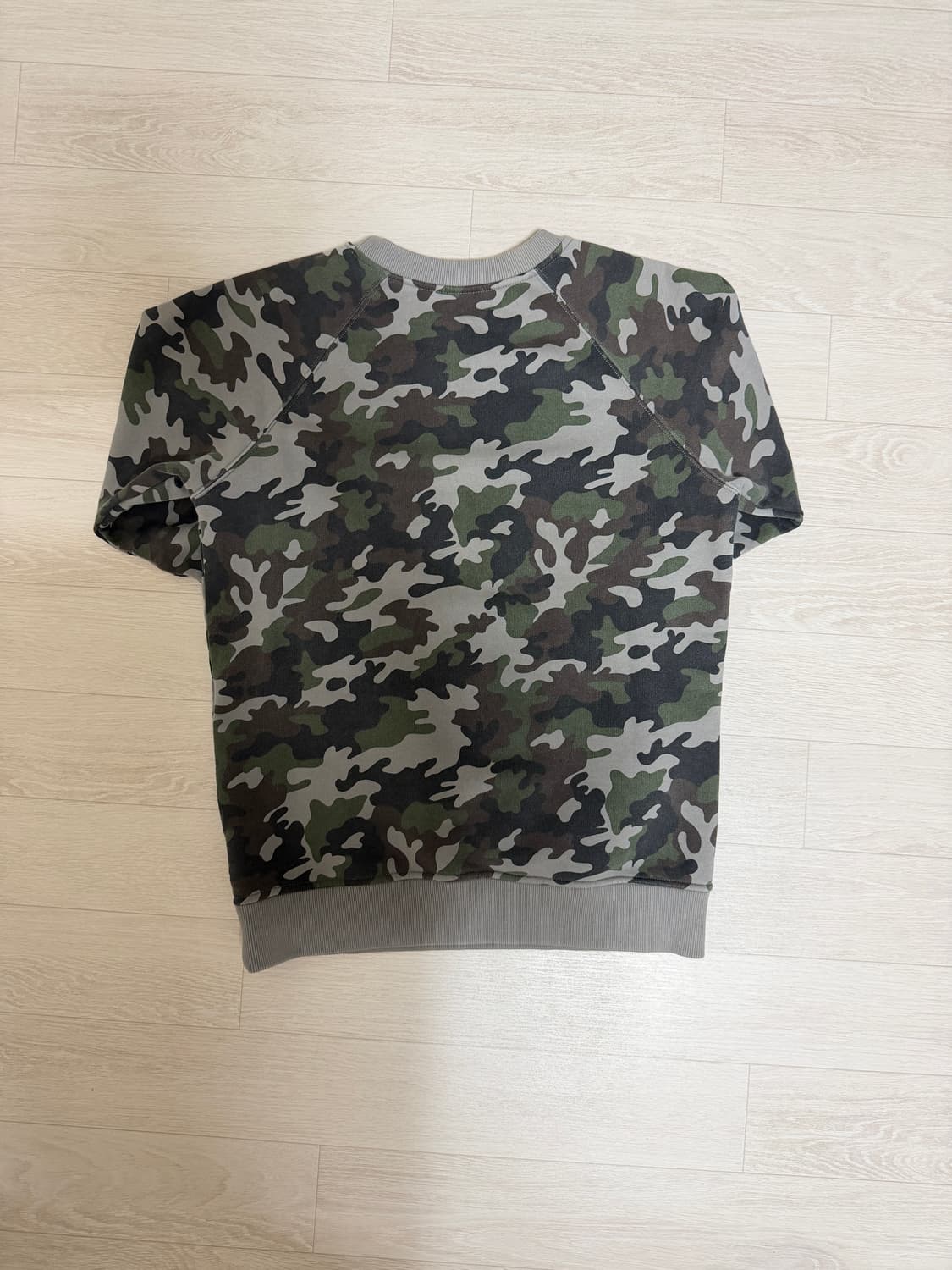 [M] Saint Laurent 카모 스웻셔츠  상품이미지2