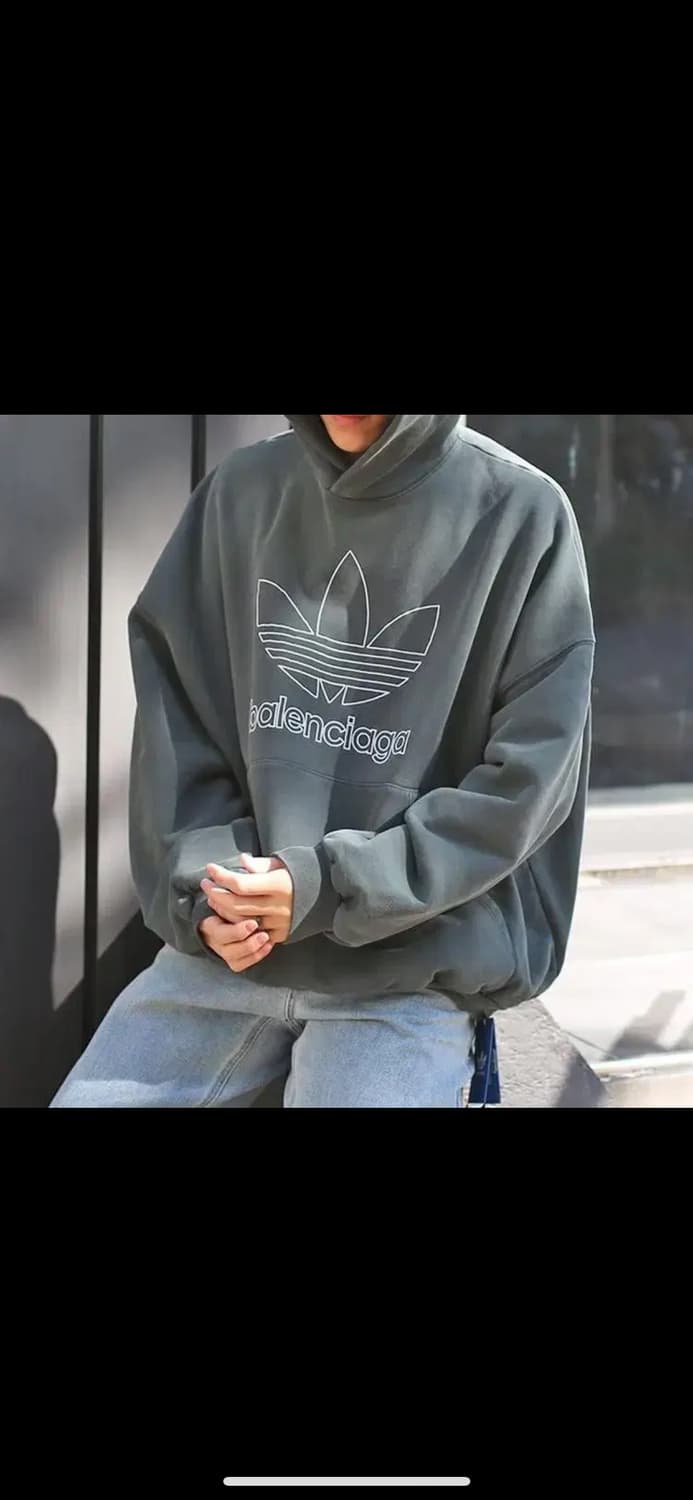 발렌시아가 아디다스 다크그린 후드 상품이미지1