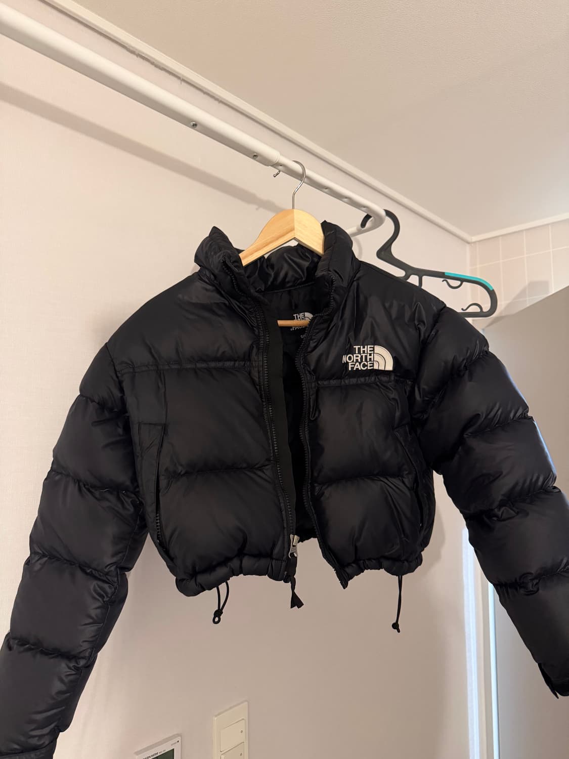 노스페이스 눕시 크롭 블랙 XS 상품이미지1