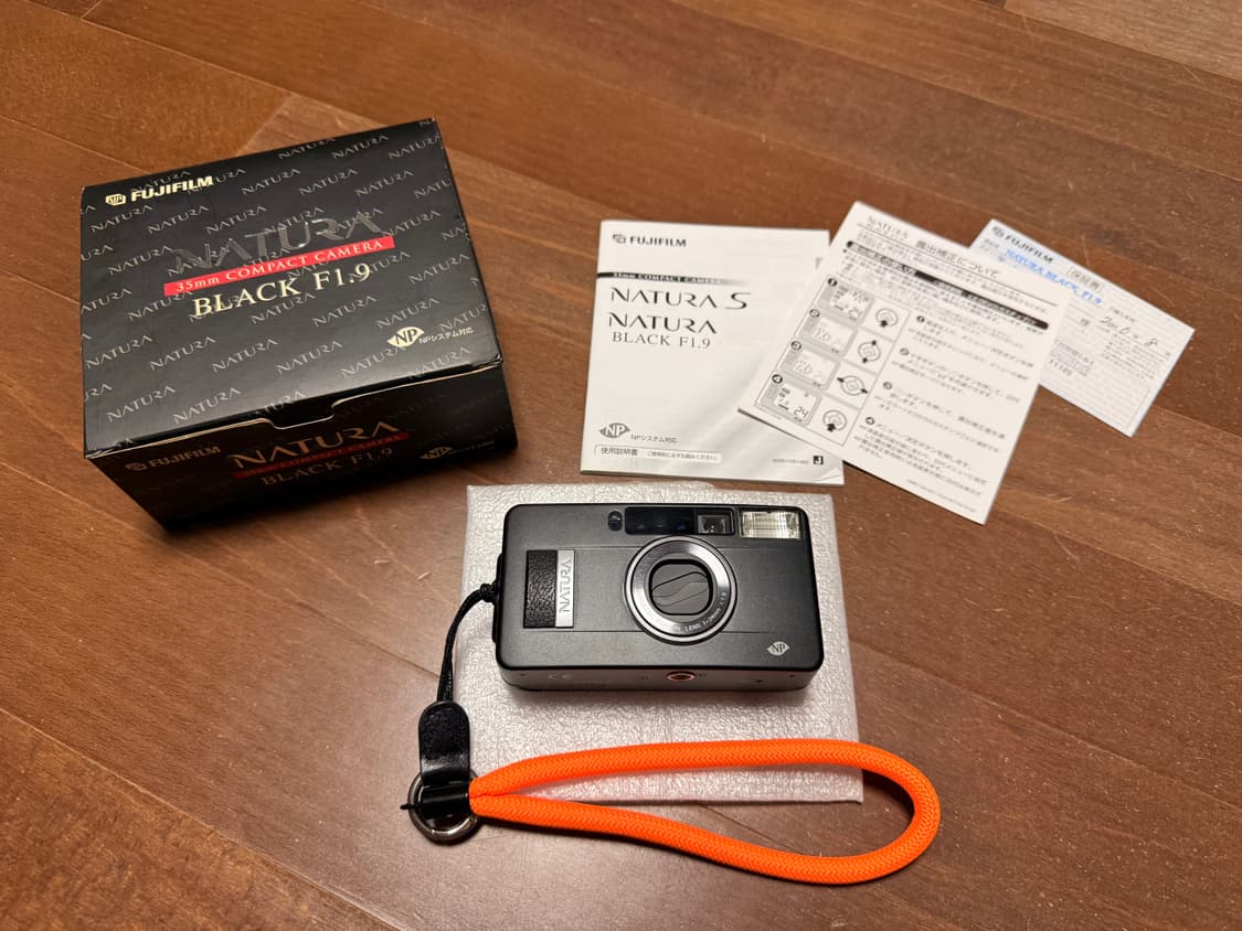 후지필름 네츄라 블랙 팝니다 상품이미지1