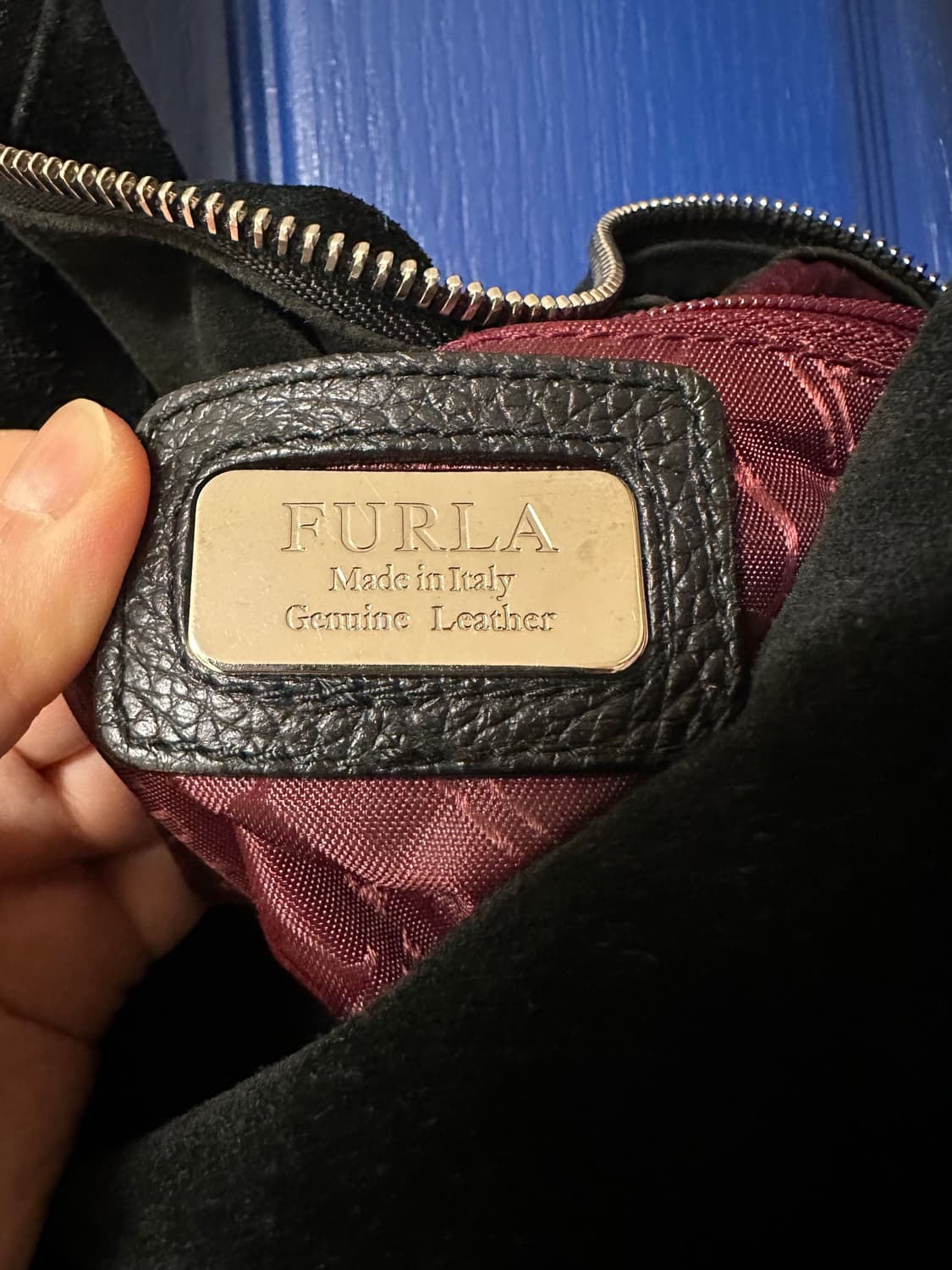 Furla 스웨이드 레더 스터드 숄더백 상품이미지6