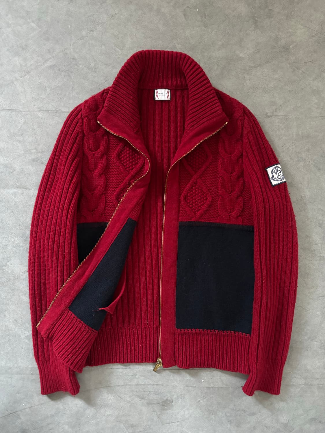 Moncler 몽클레르 감마 레드 니트 집업 상품이미지4