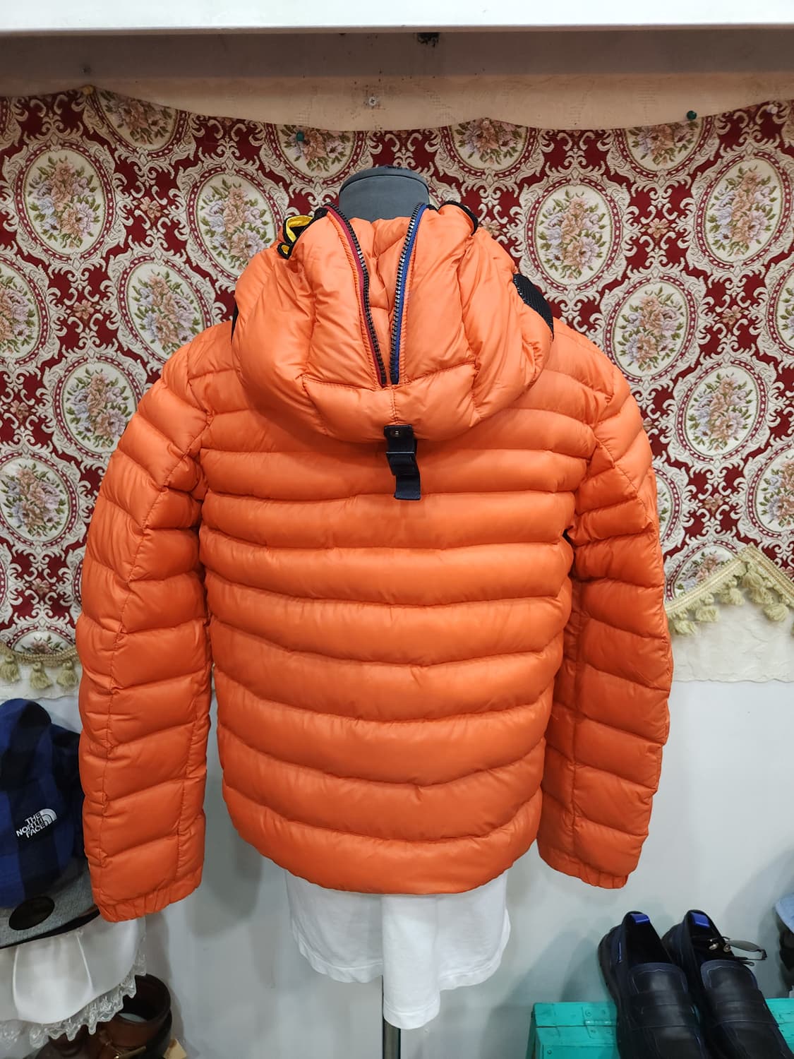 AI 라이더스 온더스톰 고글 후드 패딩점퍼

 상품이미지8