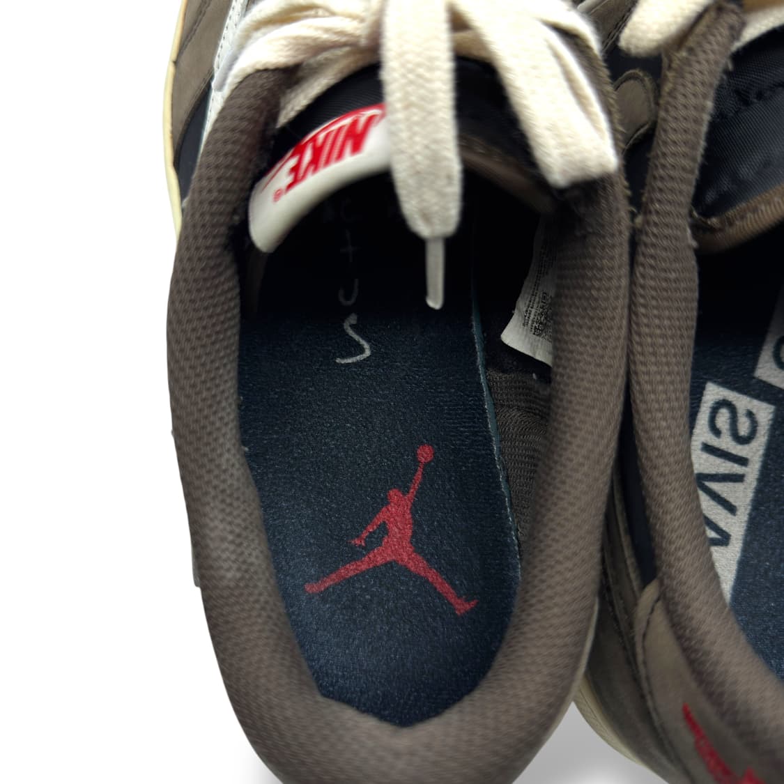 (285) 조던 1 X 트래비스 스캇 레트로 로우 OG SP 리버스 모카 상품이미지7