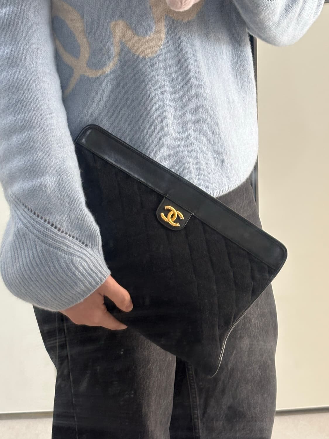 마지막가격) 정품 샤넬 블랙 금장 퀼팅 클러치백 상품이미지1