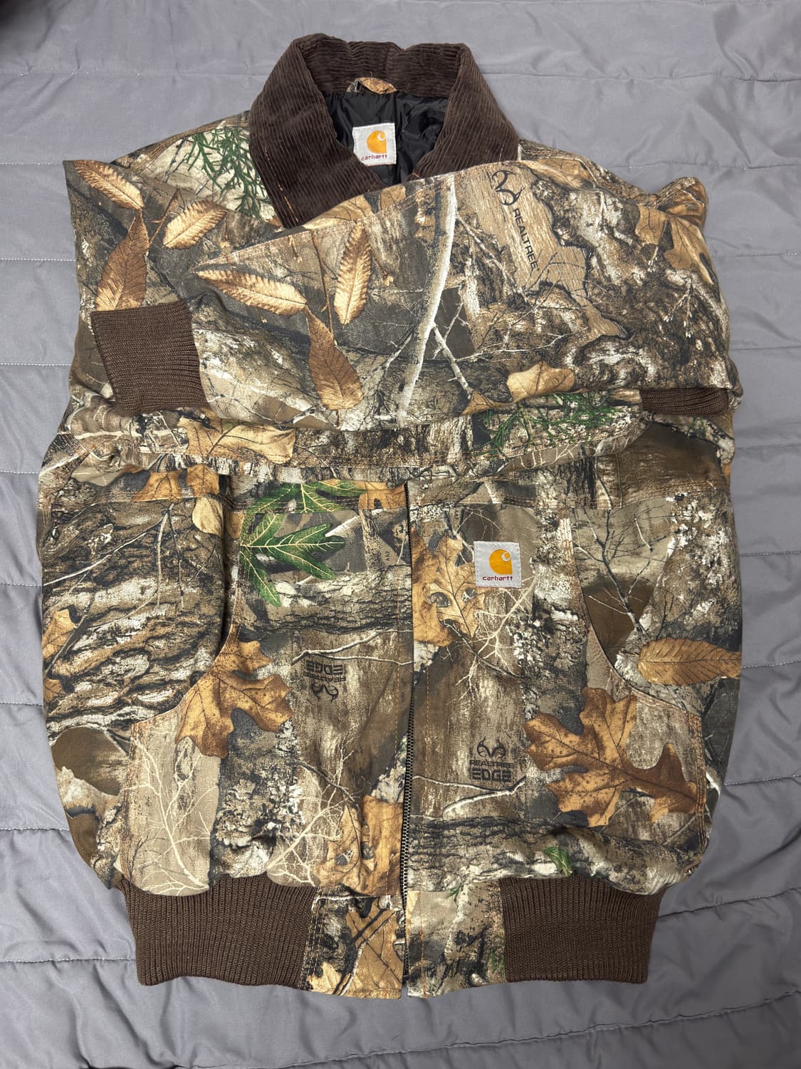 칼하트 리얼트리 봄버 상품이미지2