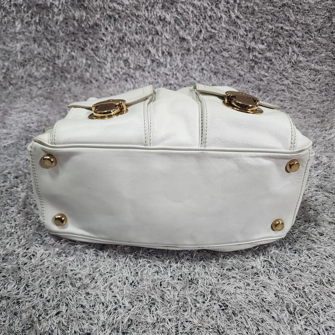 마크제이콥스 숄더백

 상품이미지4