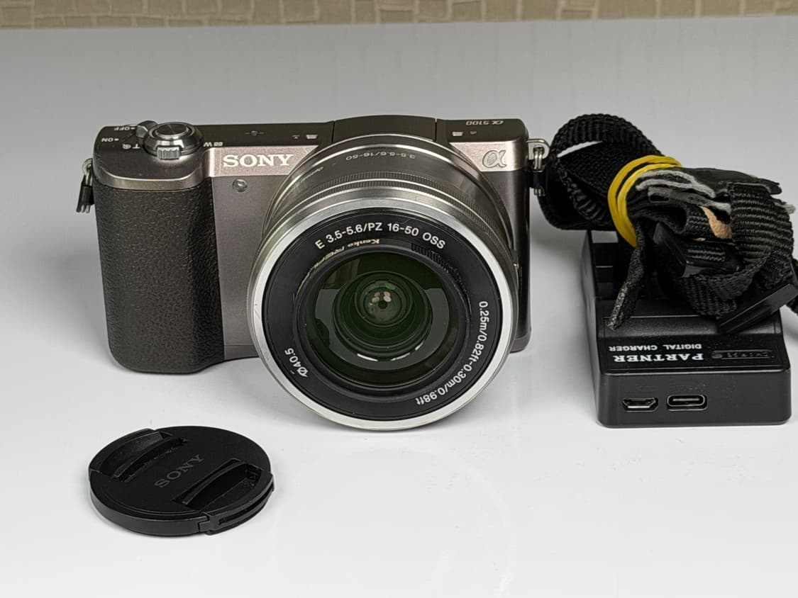 소니 A5100 브라운 미러리스 카메라 상품이미지1