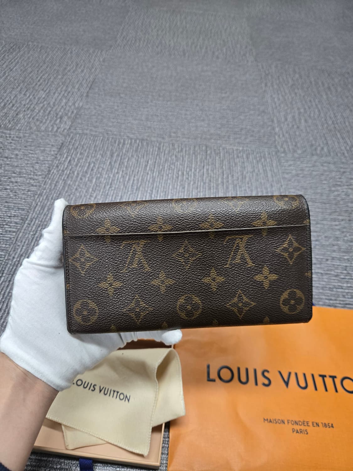 [특가][정품]루이비통 사라 장지갑 상품이미지2