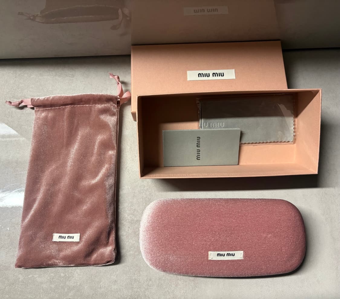 미우미우 로고 템플 스퀘어 안경 상품이미지3