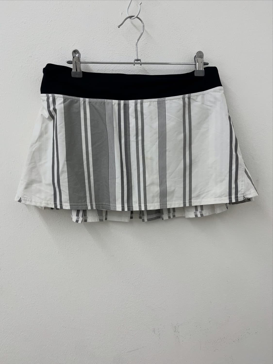 Lululemon frill skirt 상품이미지3