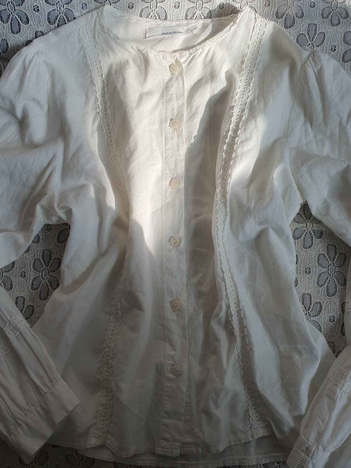 [지뢰계] 화이트 레이스 블라우스 상품이미지1