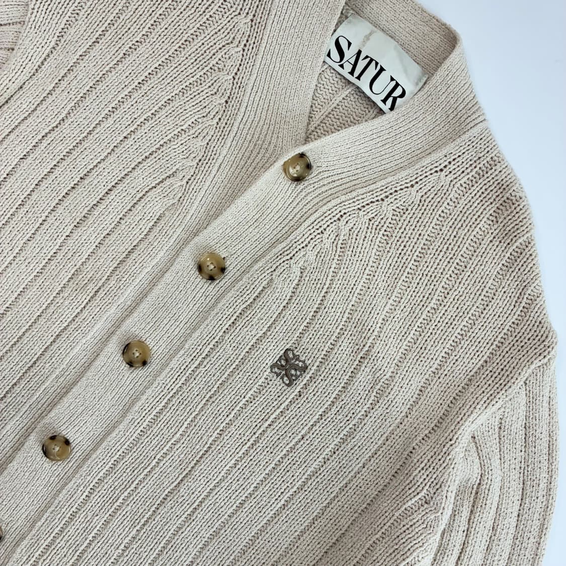 Satur  세터 파로 오버 사이즈 부클 가디건 상품이미지3
