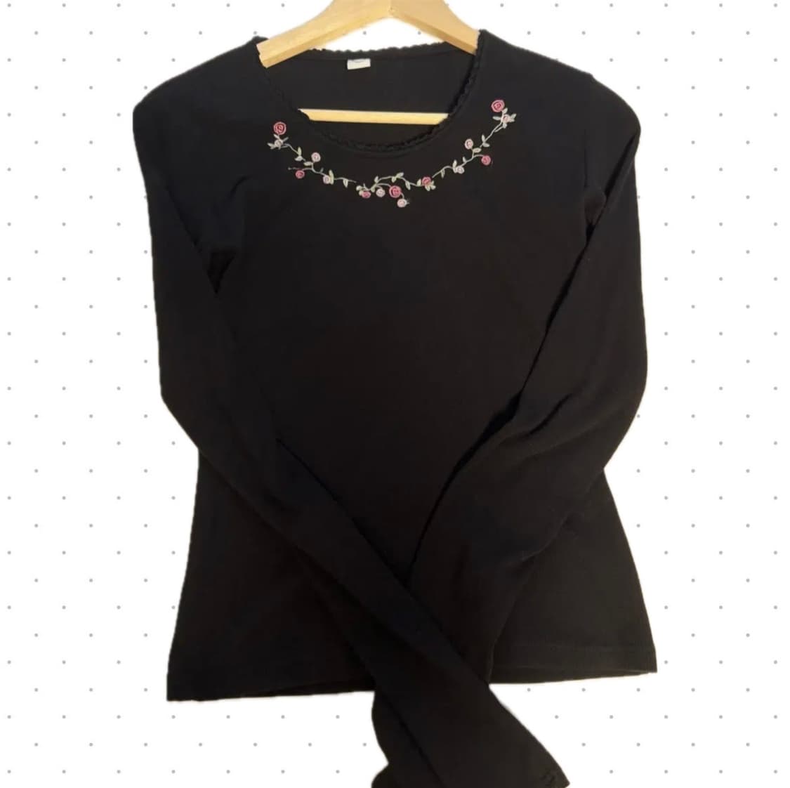 시눈 티셔츠 Rose Flower Slim T-Shirt (Black) 상품이미지1