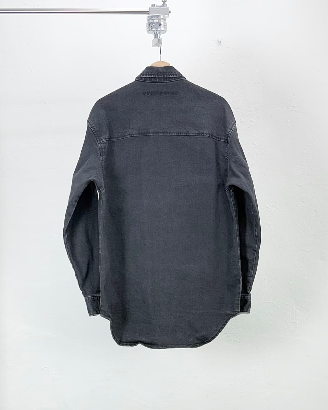 솔리드옴므 오버 흑청 데님 셔츠 자켓 상품이미지6