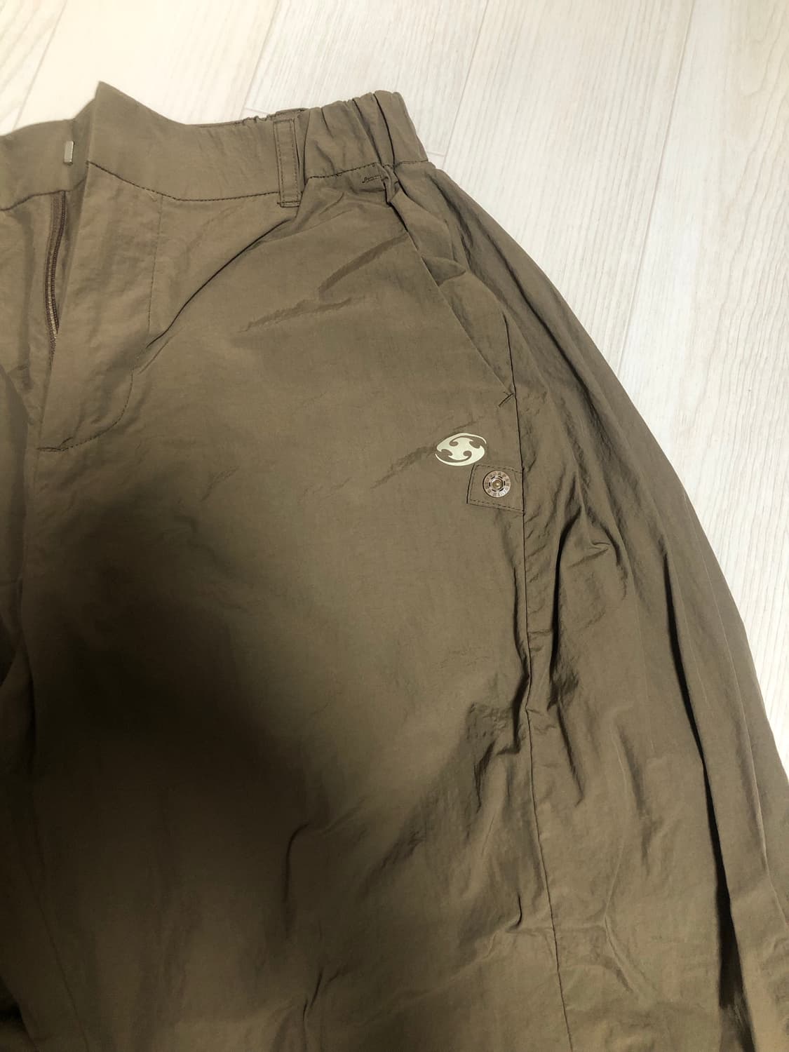 산산기어ss 브라운 나일론 팬츠 1사이즈 상품이미지2