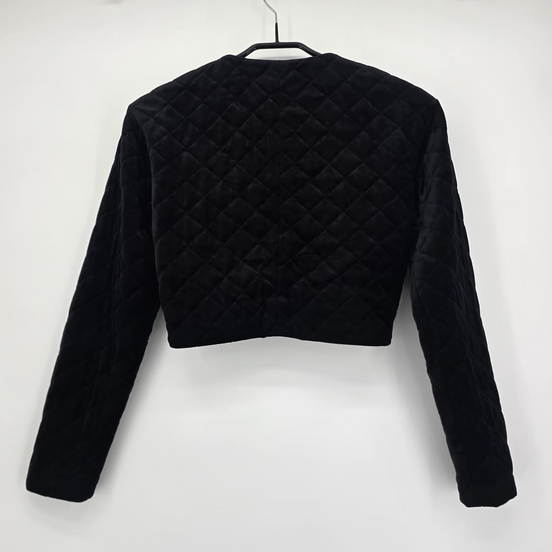 NORMA KAMALI 벨벳 크롭 자켓 퀼팅 볼레로 상품이미지8