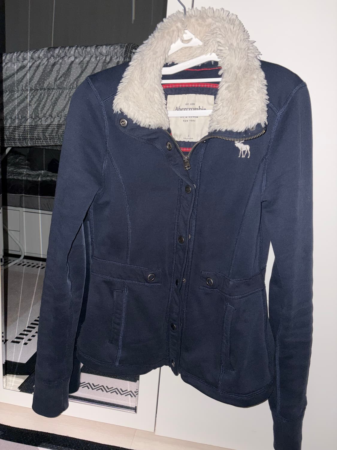 아베크롬비 양털집업 상품이미지1