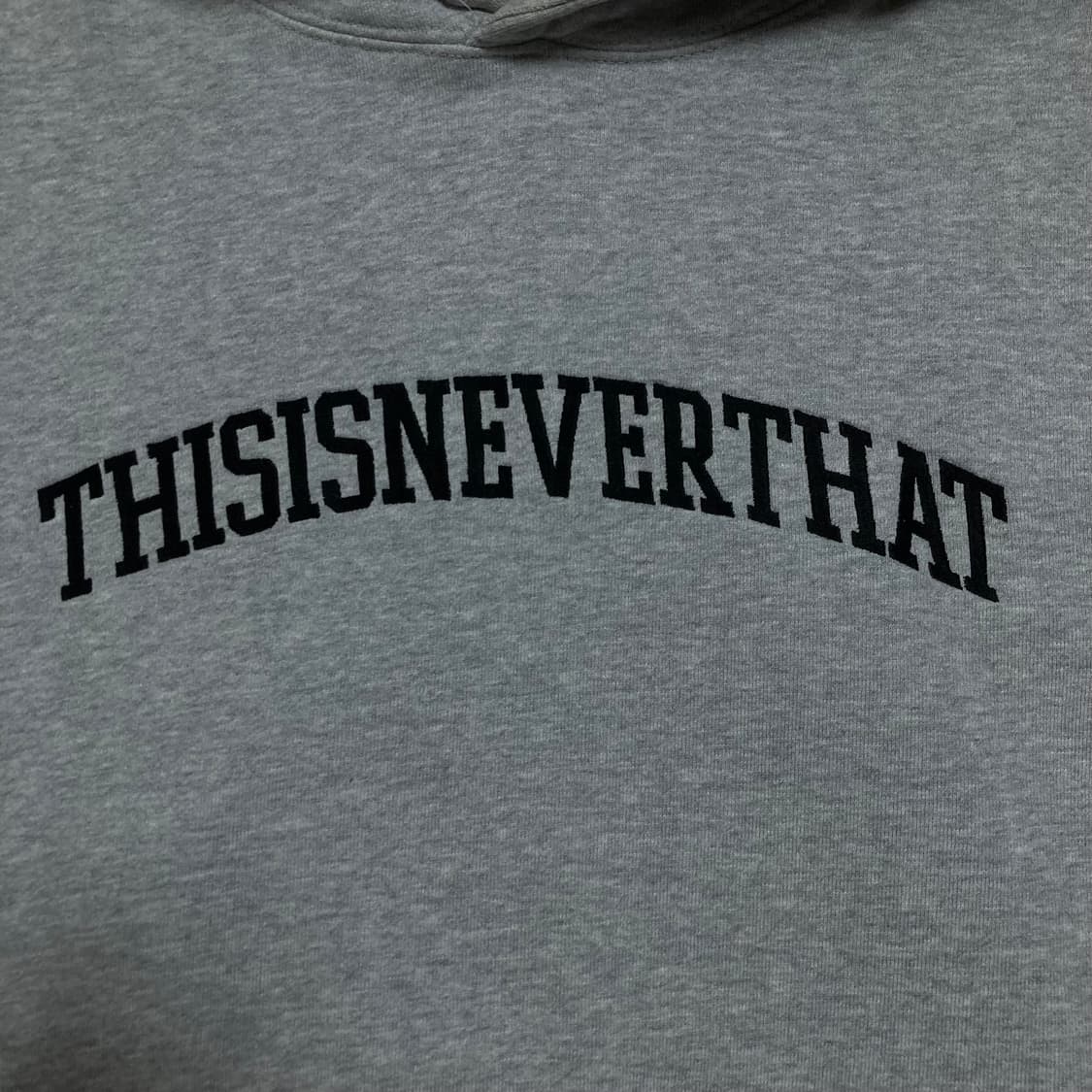 디스이즈네버댓 스펠아웃 그레이 후드티 상품이미지2