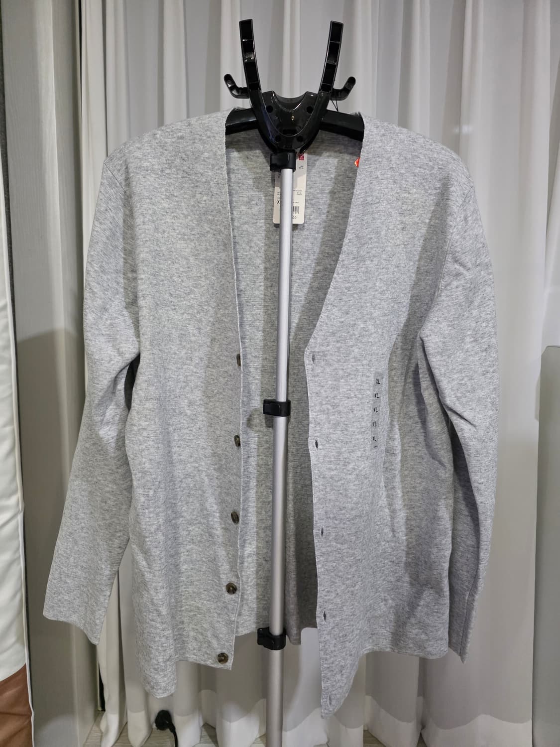 유니클로 남성 밀라노립 V넥 가디건 XL 새제품 상품이미지1