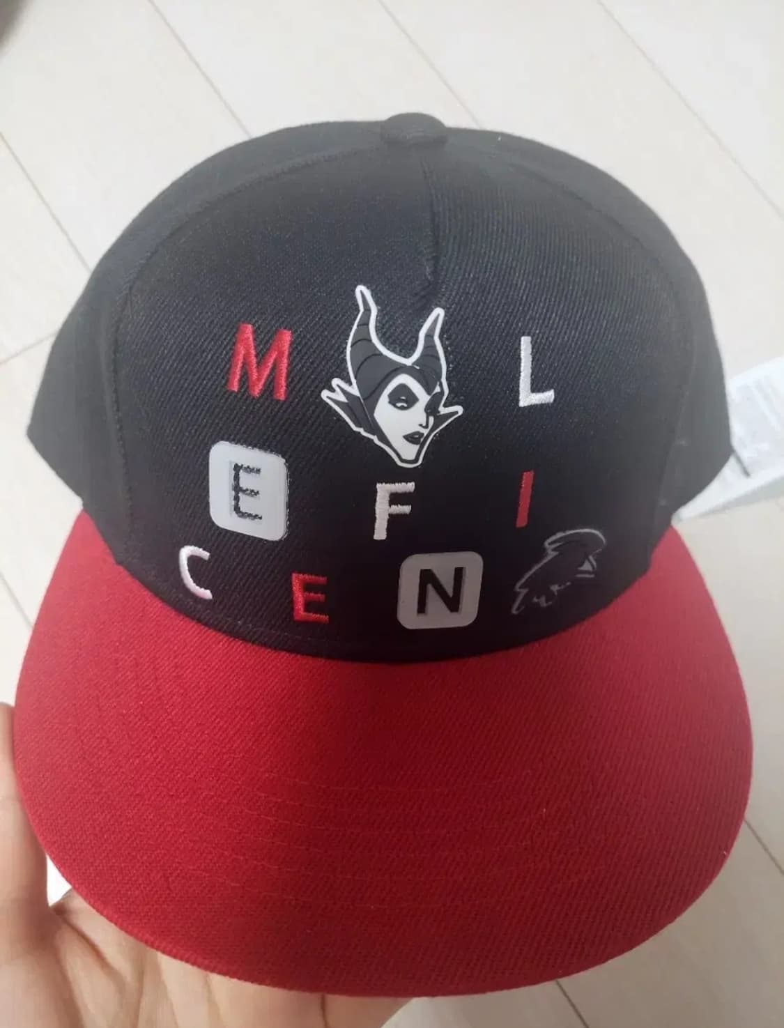 급처새상품!햇츠온X디즈니콜라보 잠자는숲속의공주마녀말레피센트모자 나이키st 상품이미지1