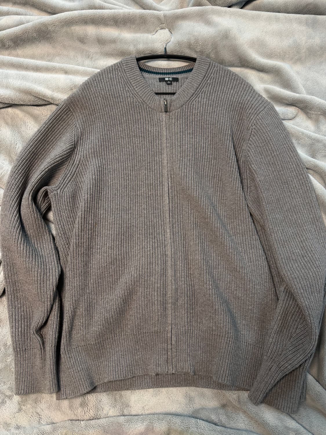 유니클로 c 니트 집업 상품이미지1