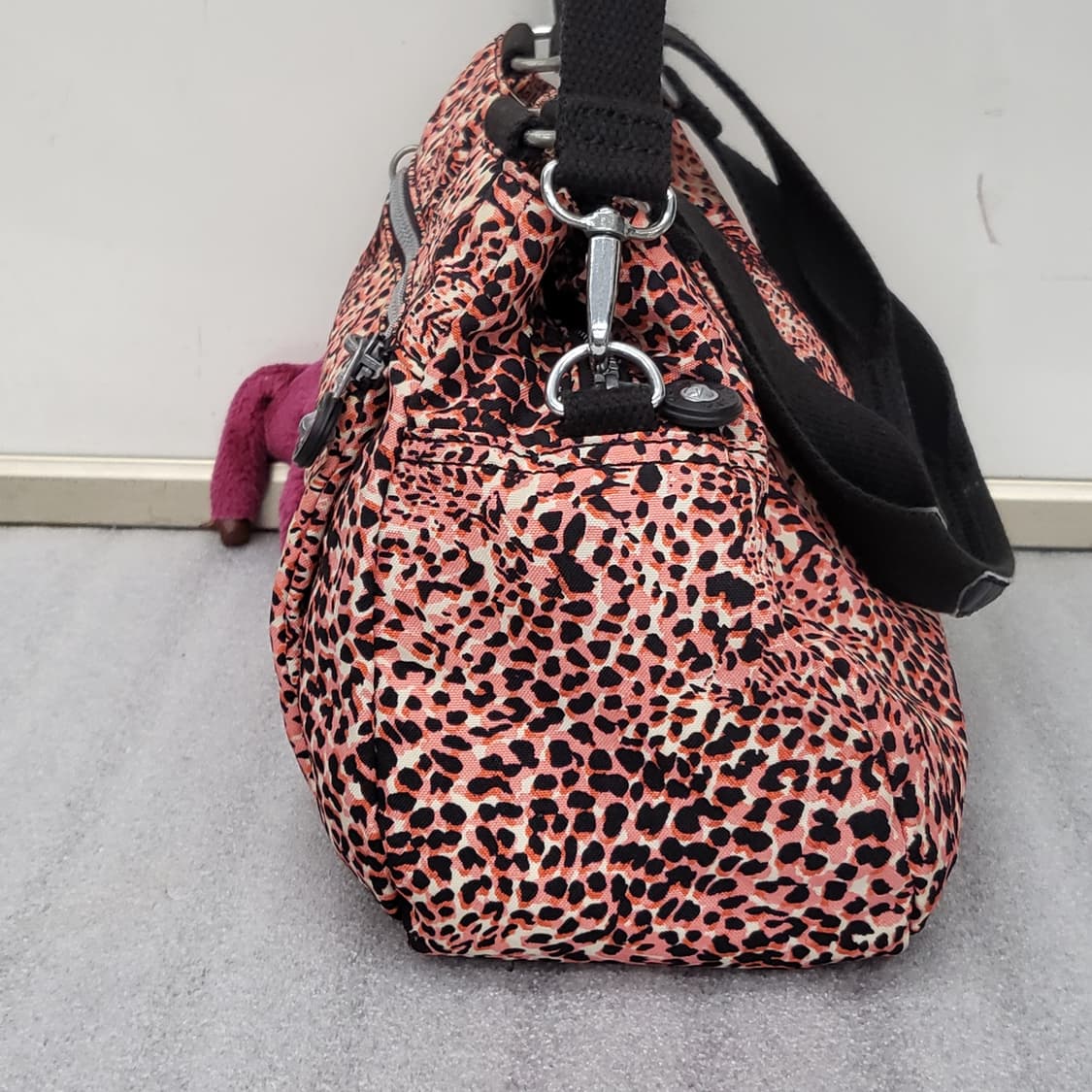 키플링정품 레오파드 패턴 토트백30x20cm 상품이미지5