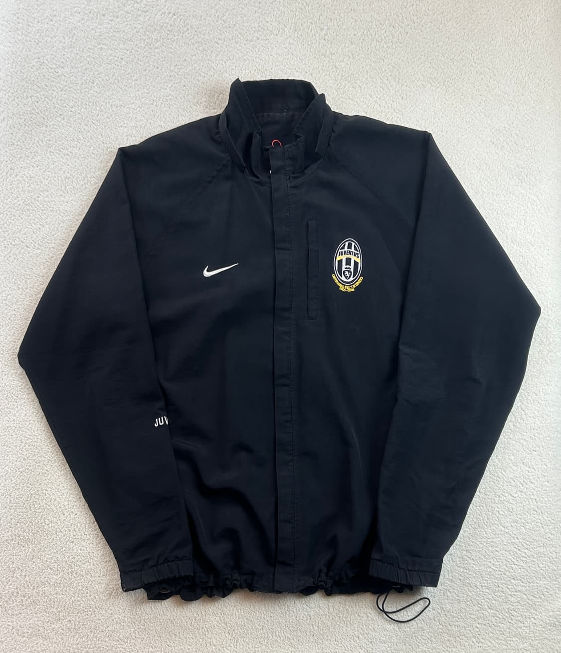 나이키 유벤투스 바람막이 상품이미지1