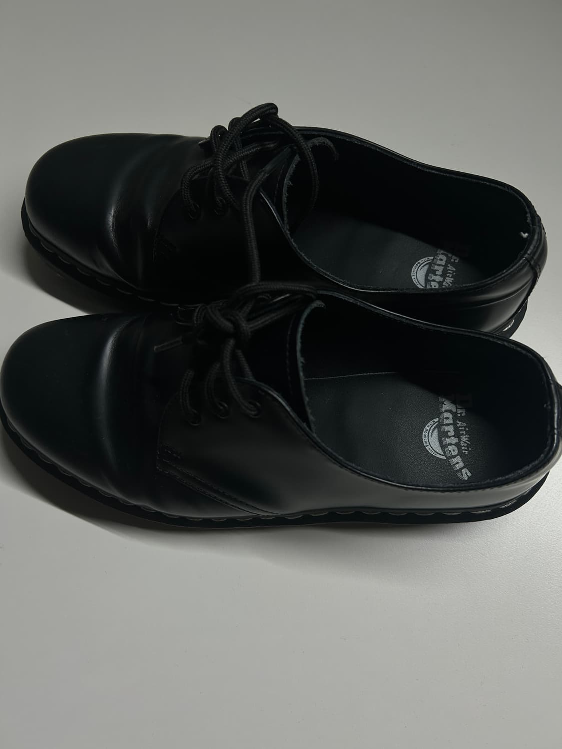 닥터마틴1461스무스 화이트스티치 상품이미지1