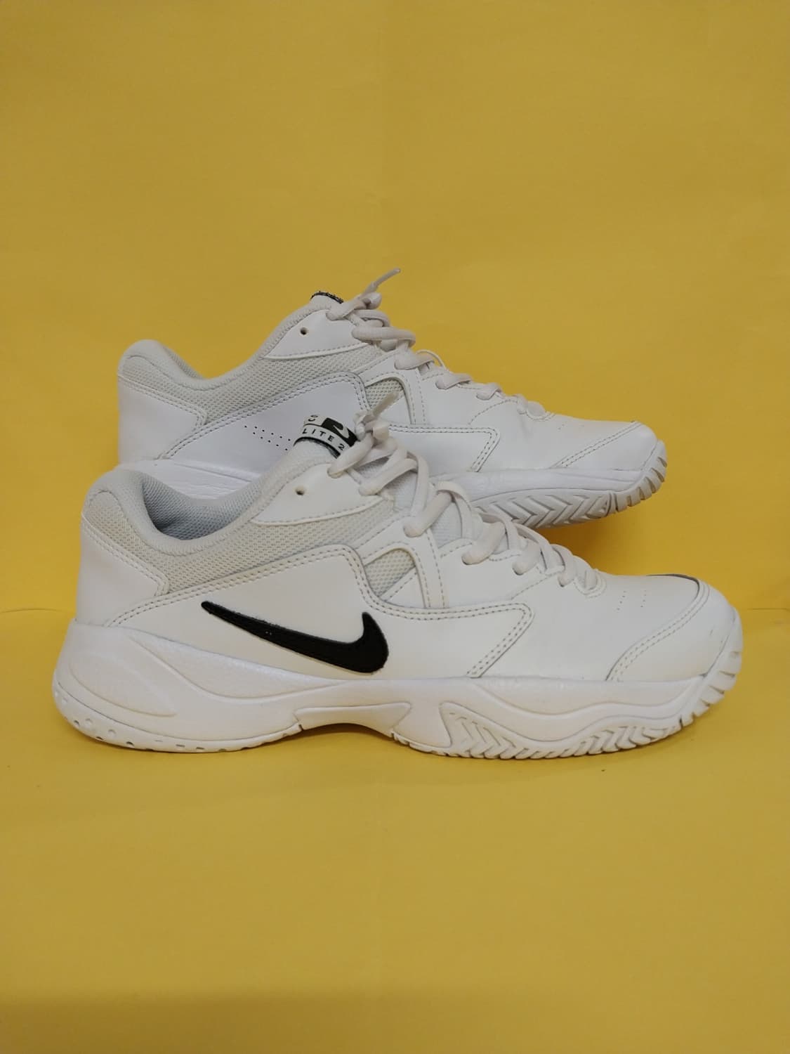 남성 나이키 코트라이트2 테니스화, 배드민턴화, 운동화 (255) 상품이미지3