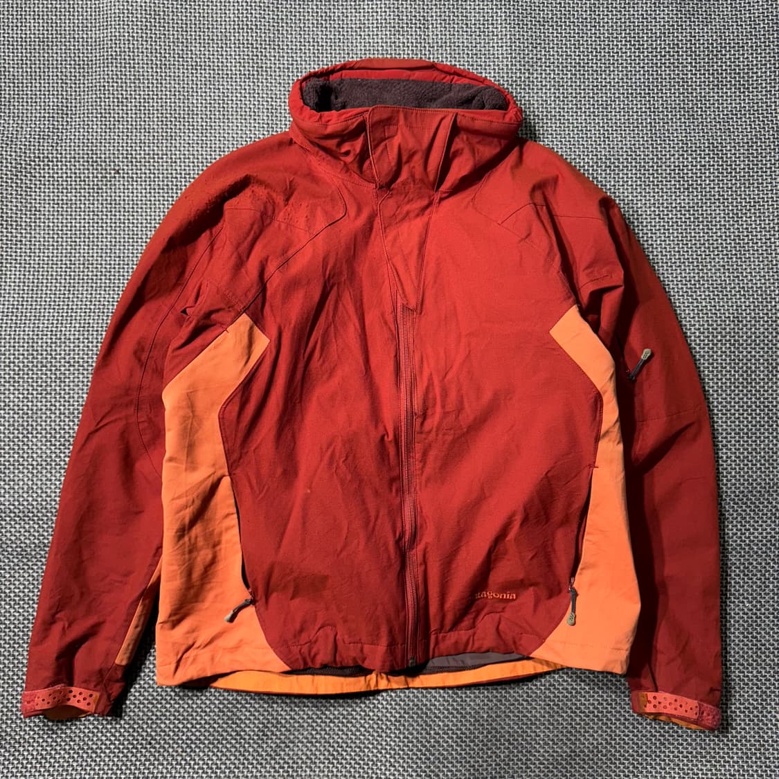 파타고니아 아웃도어 자켓 레드 ( L/OLD-8290 ) 상품이미지1