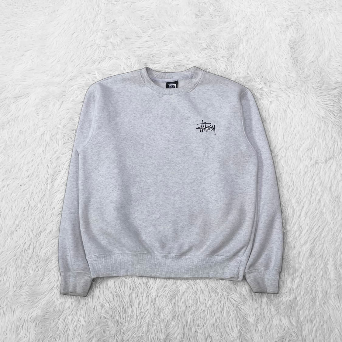 스투시 베이직 로고 크루넥 맨투맨 그레이 상품이미지3