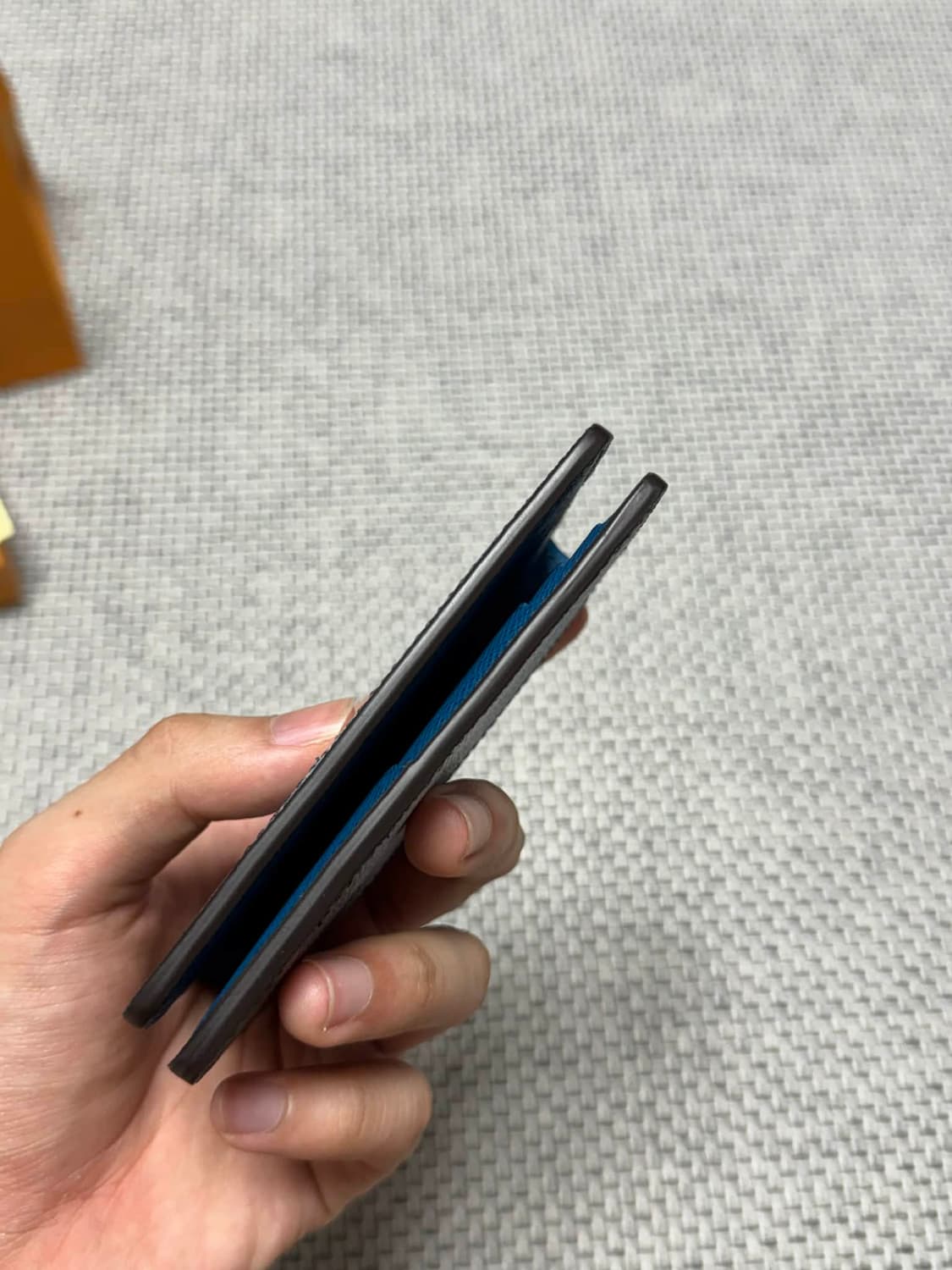 루이비통 모노그램 피그먼트 오거나이저 카드지갑 상품이미지9