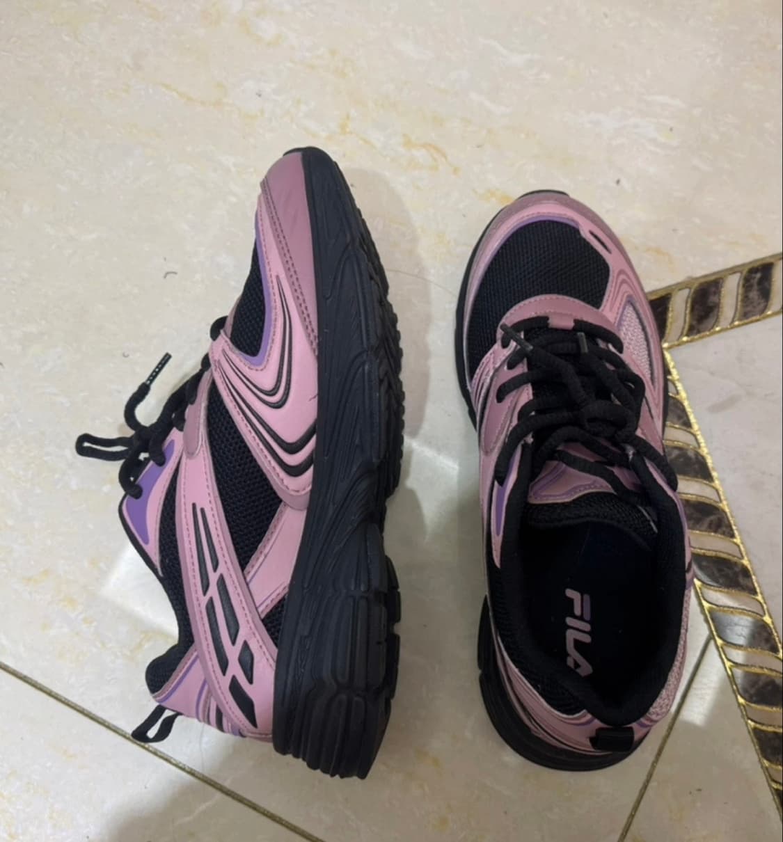 휠라 인터런 핑크 상품이미지2