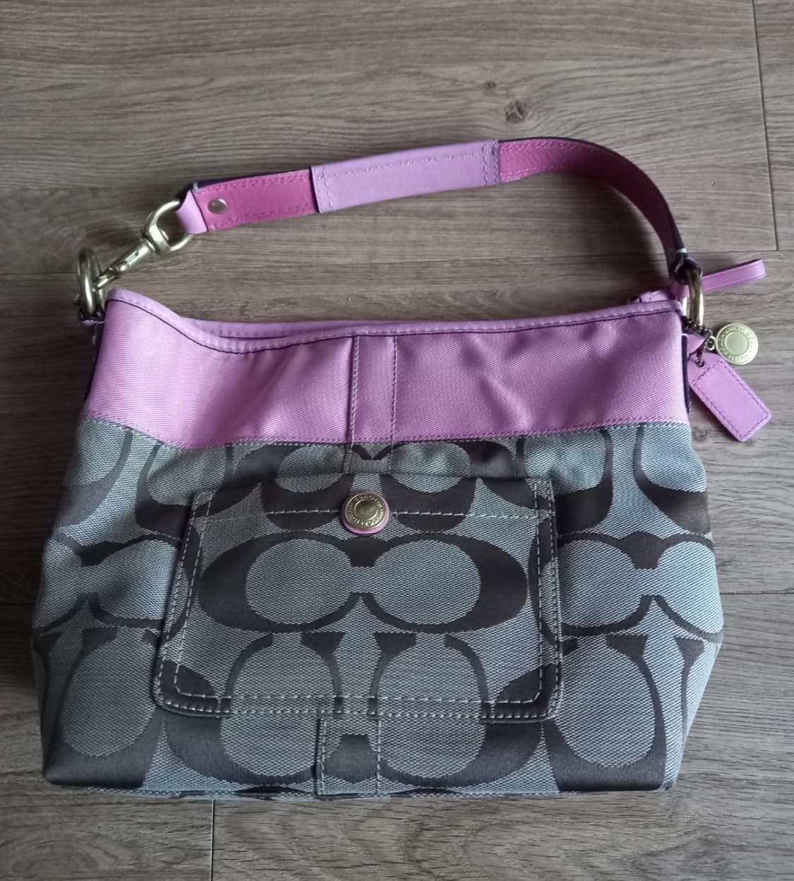 Coach 코치 시그니처 y2k 미디움 숄더백 그레이 핑크 상품이미지2