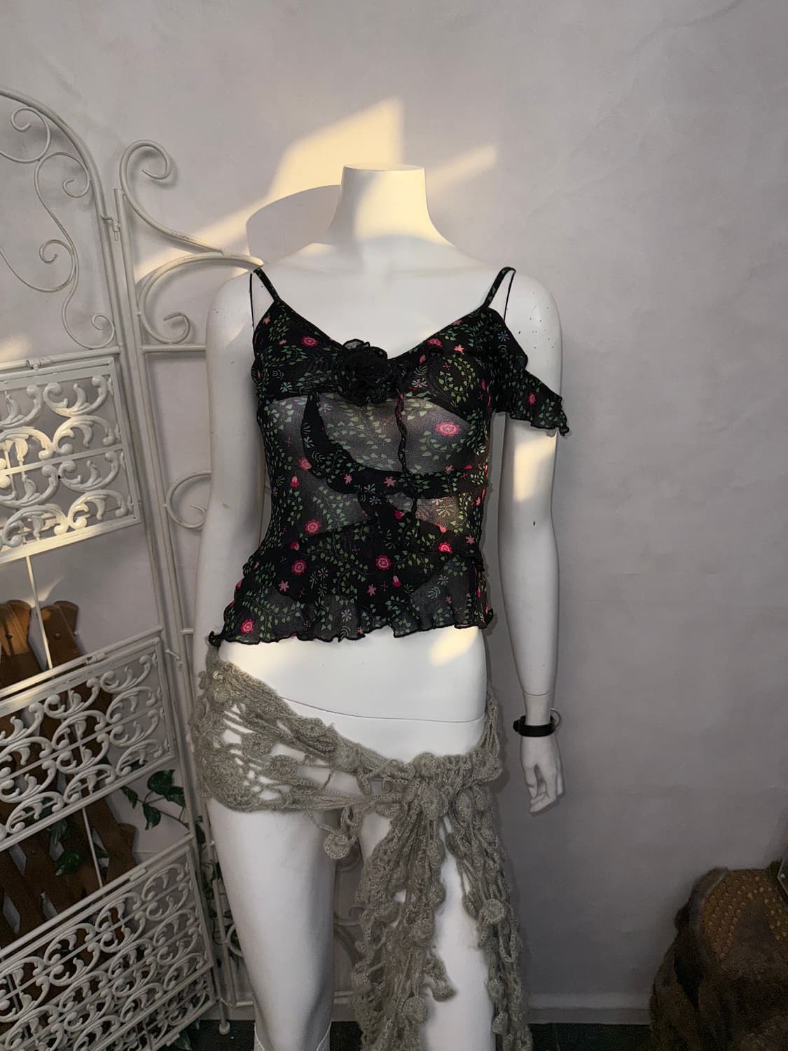 KOOKAï black fairy floral unbal 슬리브리스 상품이미지5