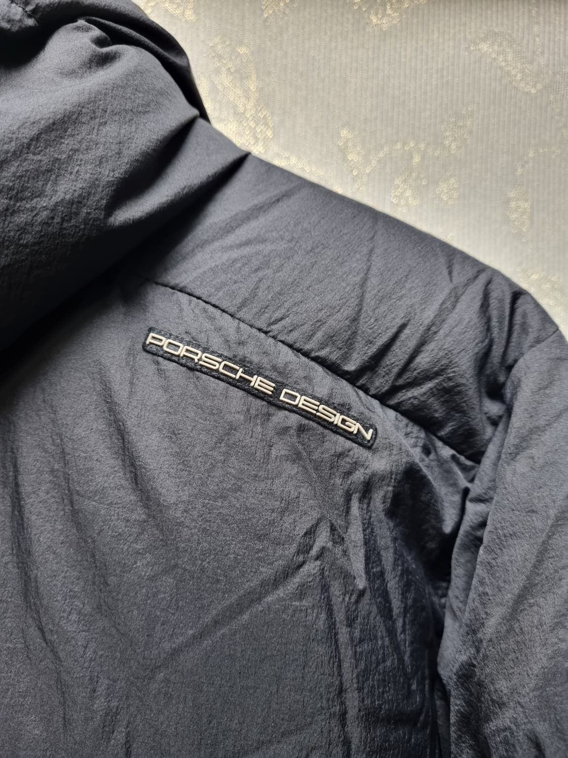 [m/100] 아디다스 포르쉐 콜라보 다운패딩 후디 상품이미지3