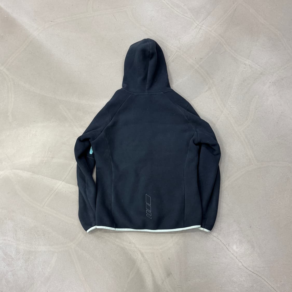 데상트 후드집업 100 상품이미지3