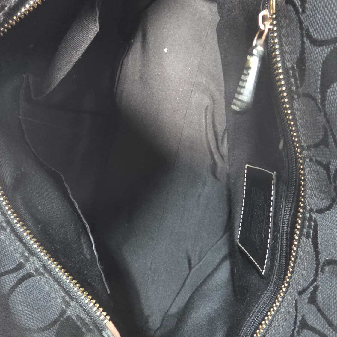 Coach 시그니처 레더 토트백 블랙 (클래식 시티 빈티지) 상품이미지5